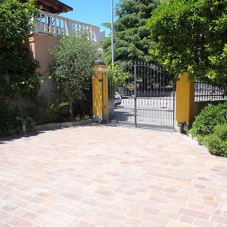 Andoramare B&B Guest house 4*