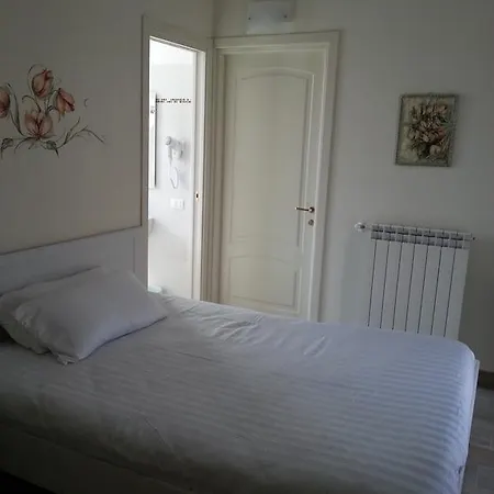 Guest house Andoramare B&B 4*