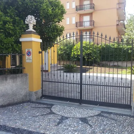 Guest house Andoramare B&B Andora