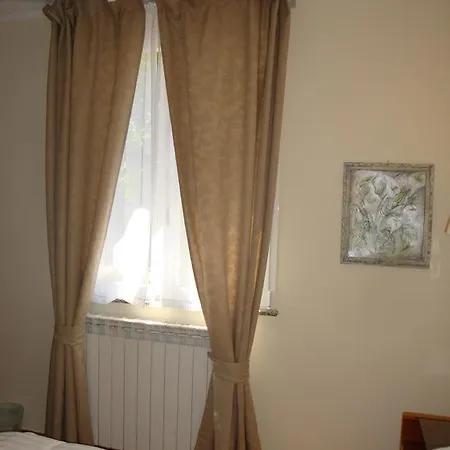 Andoramare Πανσιόν