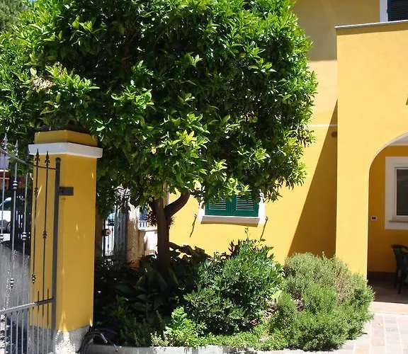 Andoramare Pensión Marina dʼAndora